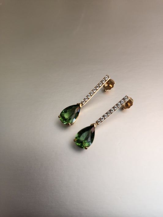 14KT YG DANGLE EARRINGS WITH 2, 11X7.4MM PEAR SHAPED GREEN TOURMALINE STONES AND 18 DIAMONDS APPR 1/3CT TW